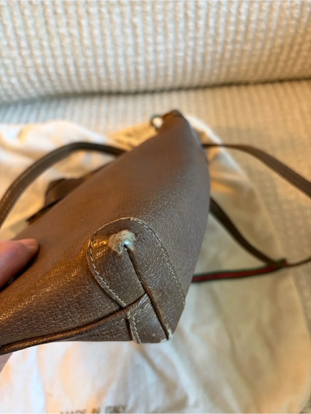 Authentic GUCCI brown leather crossbody
